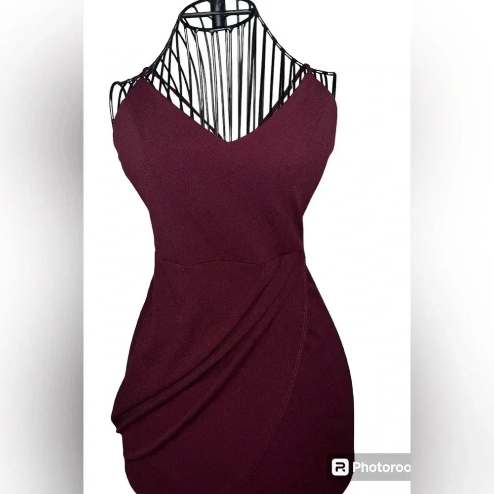 Lulus semi formal dress - Size Small